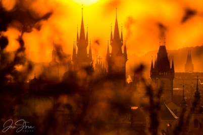 Pražské jarní svítání